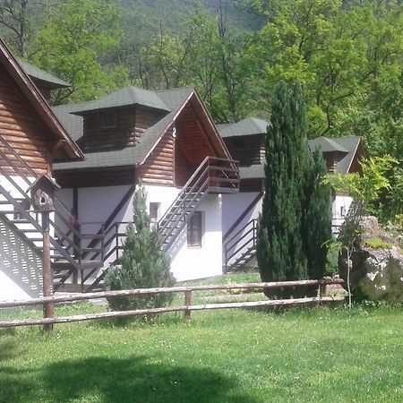 Bed and Breakfast Vodopad Lisine Strmosten Exterior foto