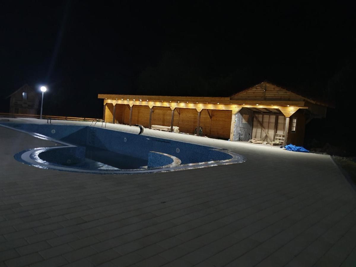 Bed and Breakfast Vodopad Lisine Strmosten Exterior foto