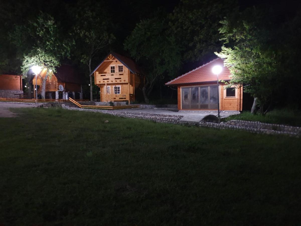 Bed and Breakfast Vodopad Lisine Strmosten Exterior foto