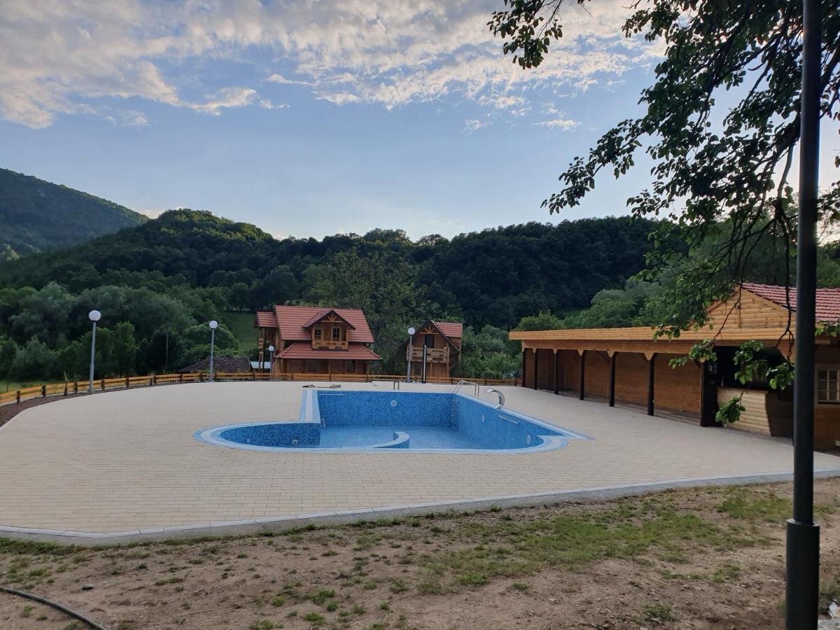 Bed and Breakfast Vodopad Lisine Strmosten Exterior foto