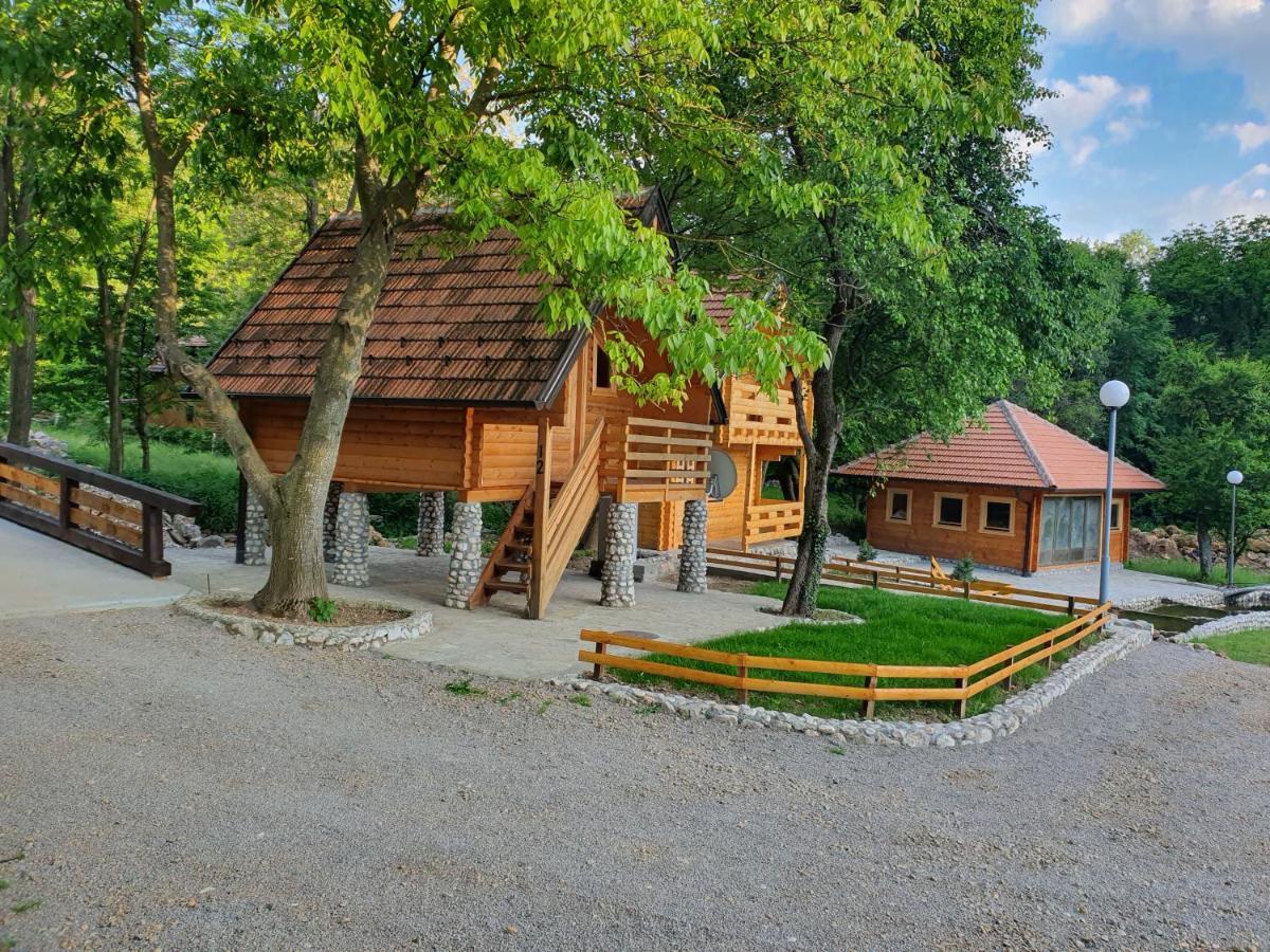 Bed and Breakfast Vodopad Lisine Strmosten Exterior foto