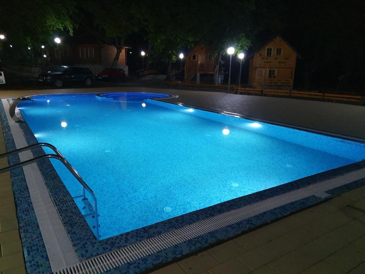 Bed and Breakfast Vodopad Lisine Strmosten Exterior foto