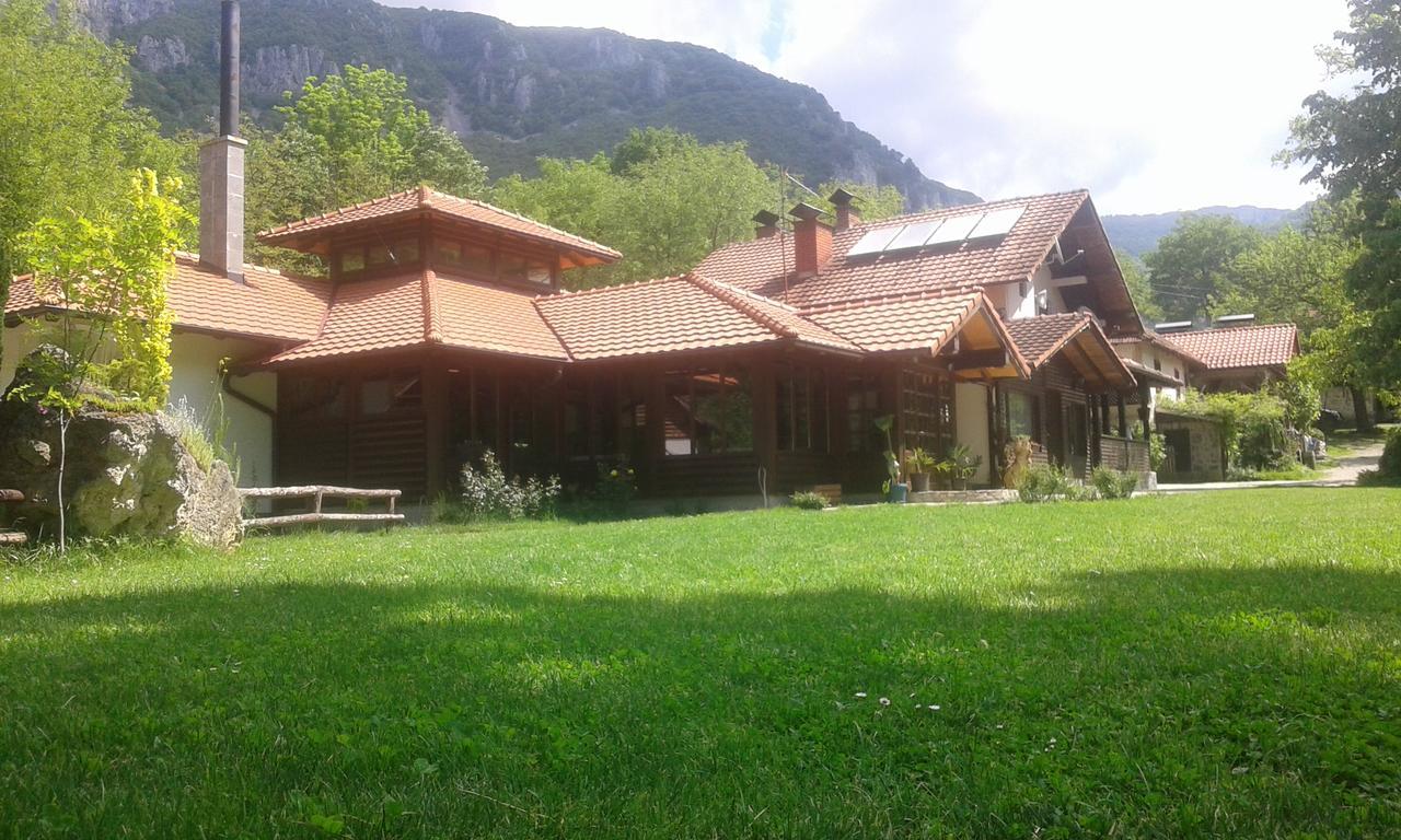 Bed and Breakfast Vodopad Lisine Strmosten Exterior foto