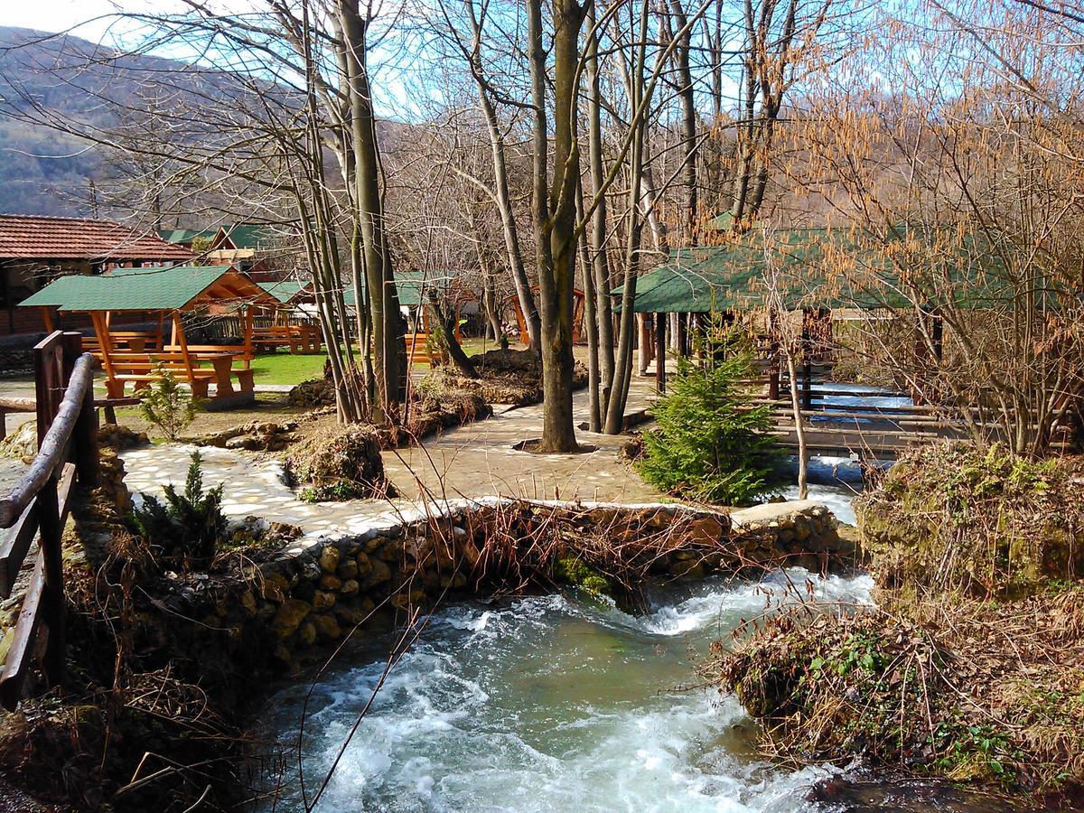 Bed and Breakfast Vodopad Lisine Strmosten Exterior foto