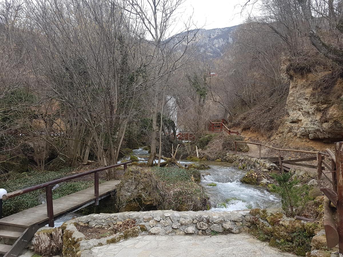 Bed and Breakfast Vodopad Lisine Strmosten Exterior foto