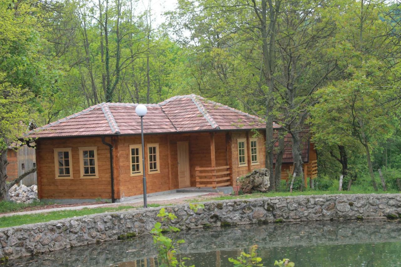 Bed and Breakfast Vodopad Lisine Strmosten Exterior foto