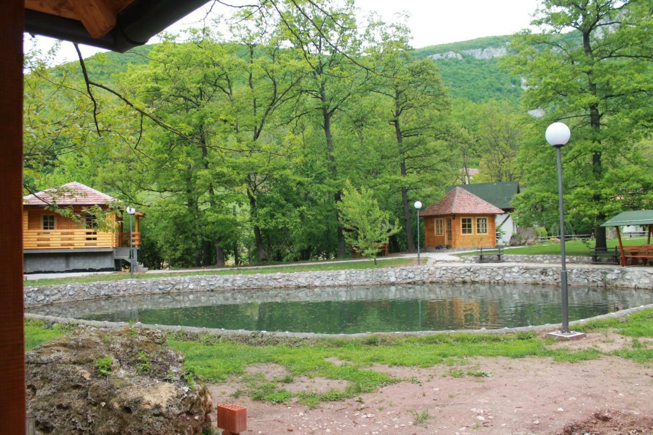Bed and Breakfast Vodopad Lisine Strmosten Exterior foto